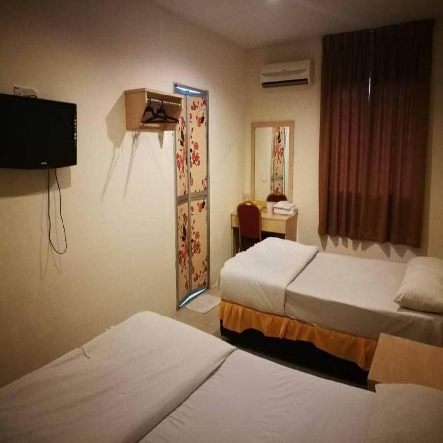 Fresh Hotel Bercham Ipoh Exteriör bild
