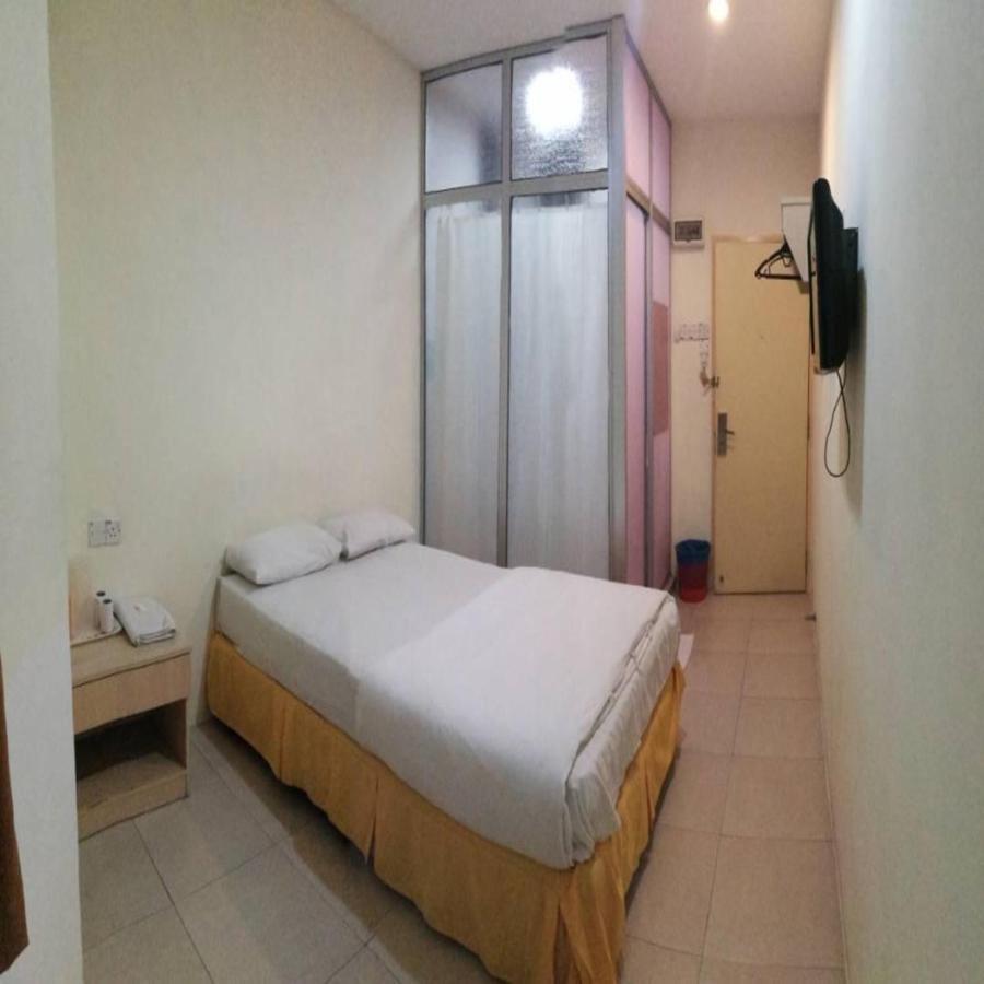 Fresh Hotel Bercham Ipoh Exteriör bild