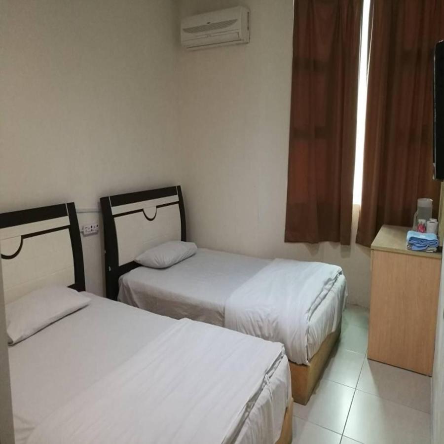 Fresh Hotel Bercham Ipoh Exteriör bild