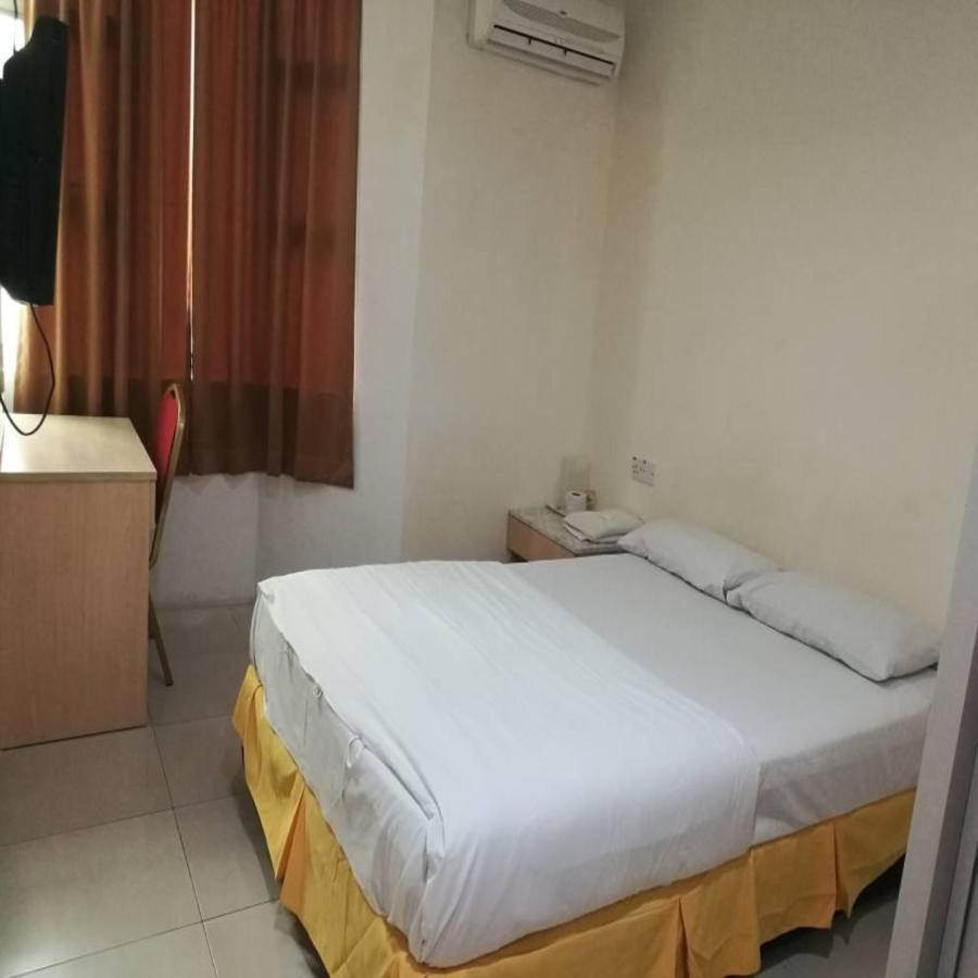 Fresh Hotel Bercham Ipoh Exteriör bild