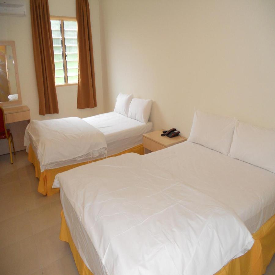 Fresh Hotel Bercham Ipoh Exteriör bild