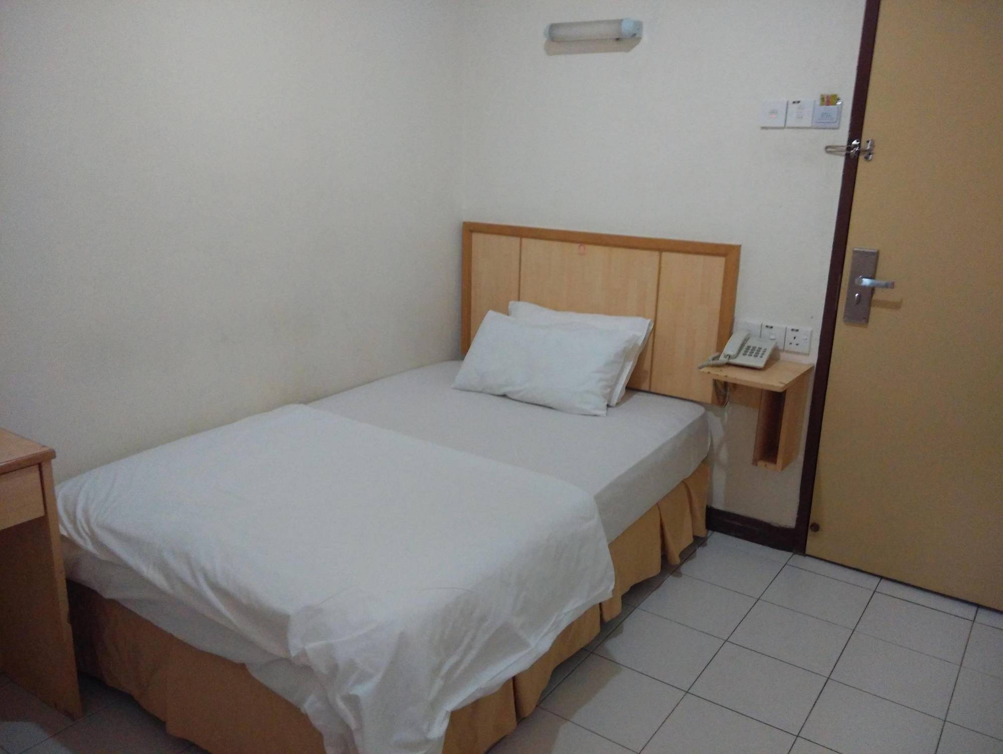 Fresh Hotel Bercham Ipoh Exteriör bild