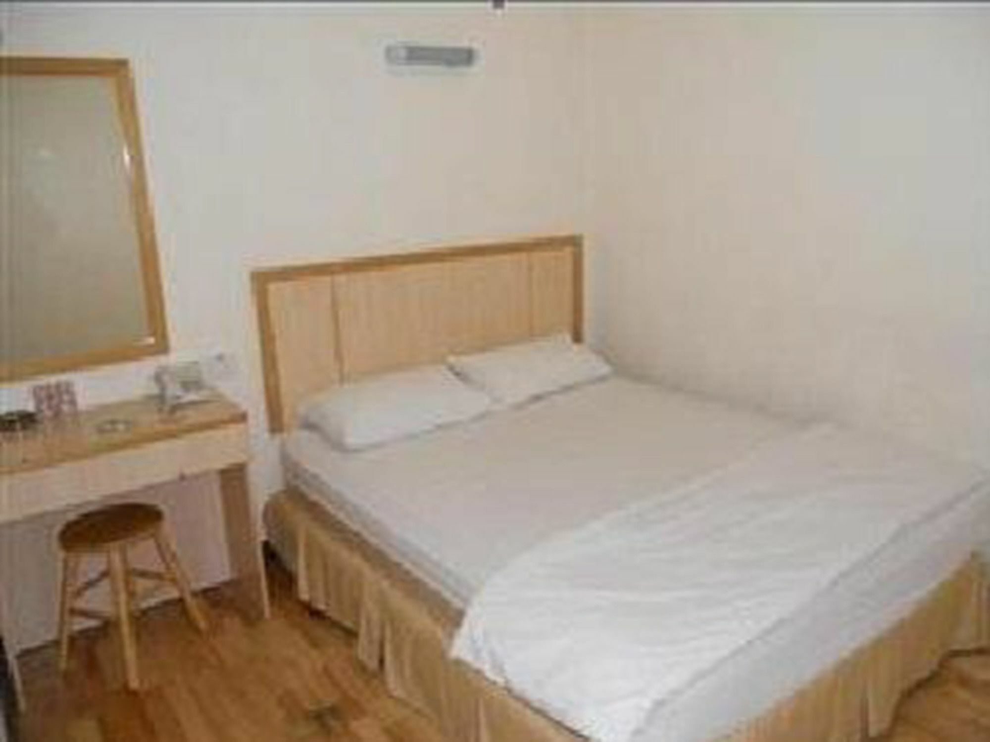 Fresh Hotel Bercham Ipoh Exteriör bild
