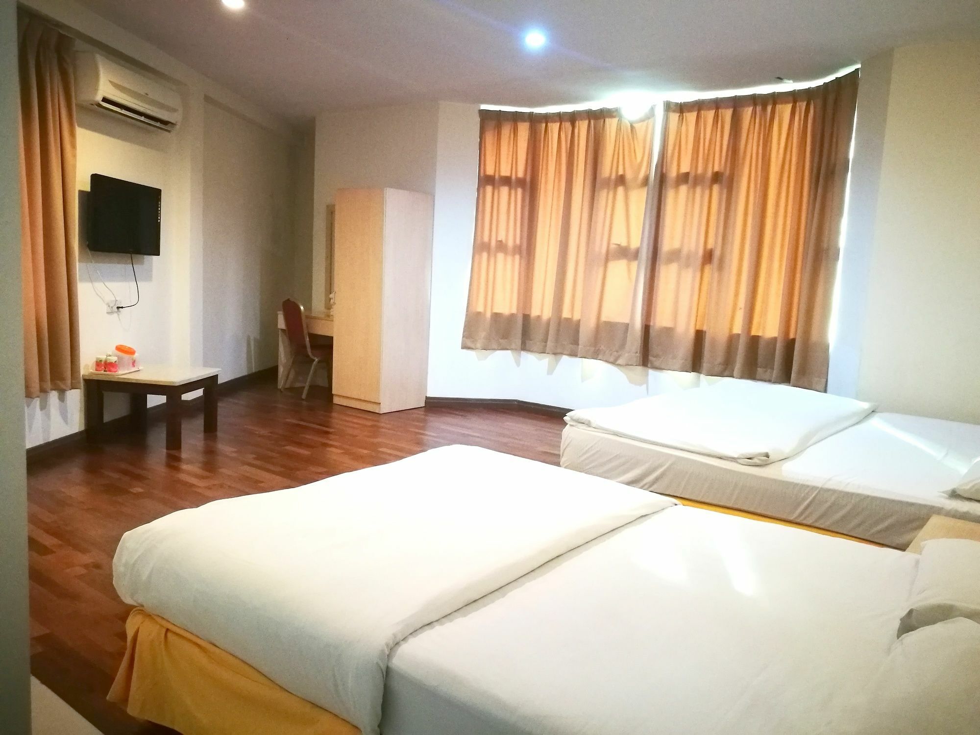 Fresh Hotel Bercham Ipoh Exteriör bild